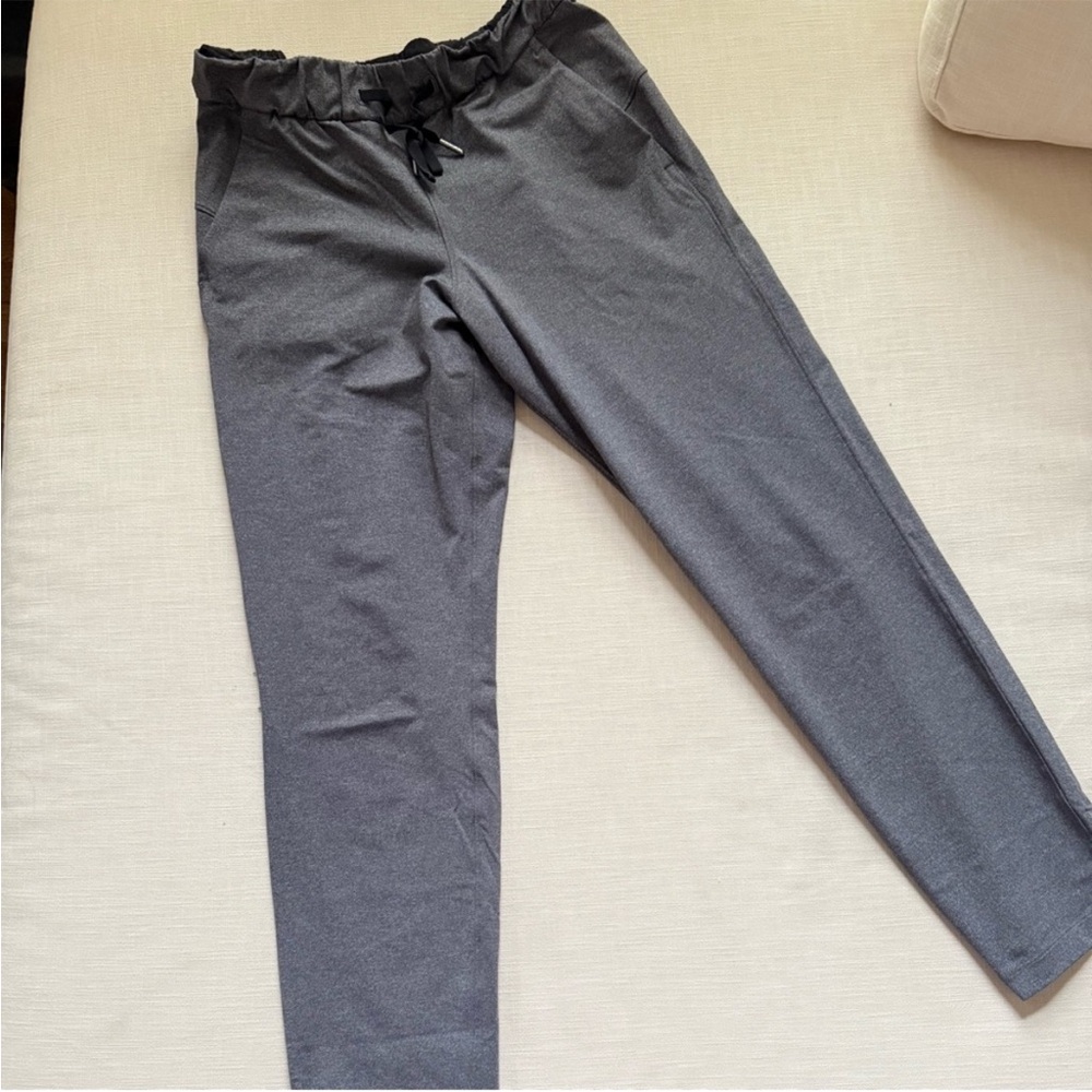 Lululemon Athletica On The Fly 7/8 Luxstreme Everday Pants Heathered Gray- Sz 4 - Picture 13 of 16